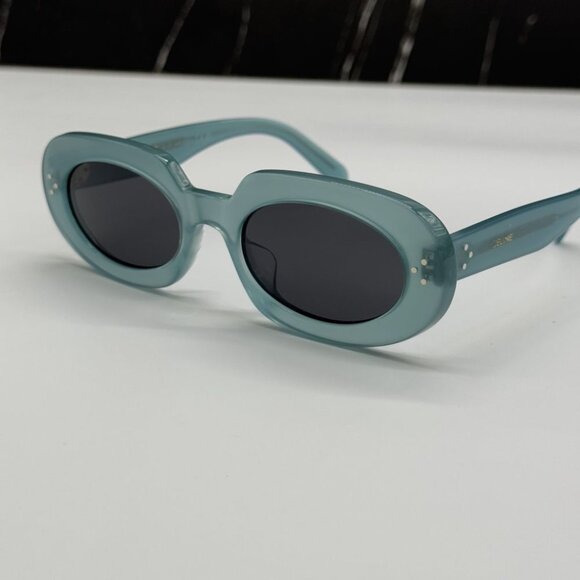 NEW CELINE CL40276U 93N GREEN OVAL WOMEN CELINE SUNGLASSES - Picture 2 of 10